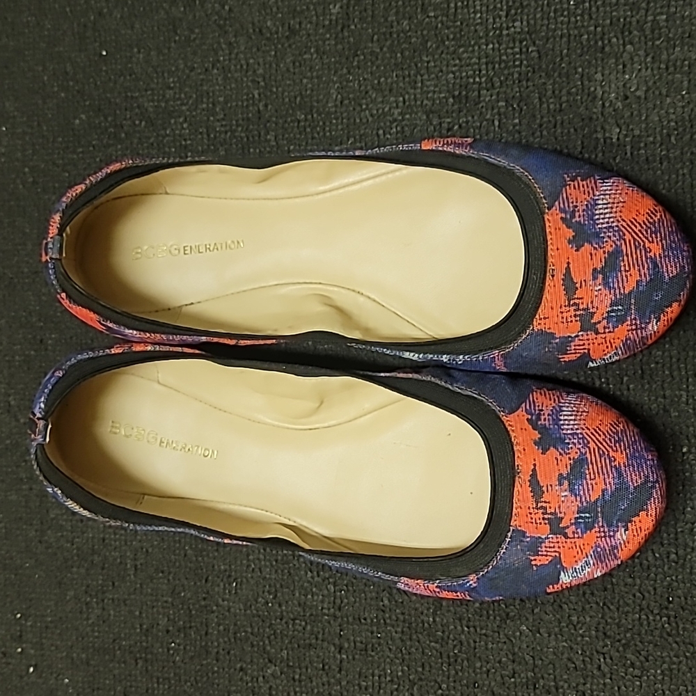 BCBGeneration flats
